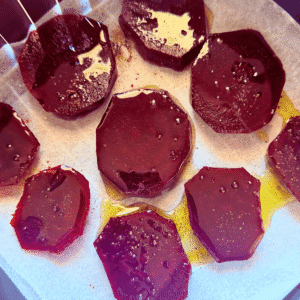 Paruošiame burokėlisu kepimui