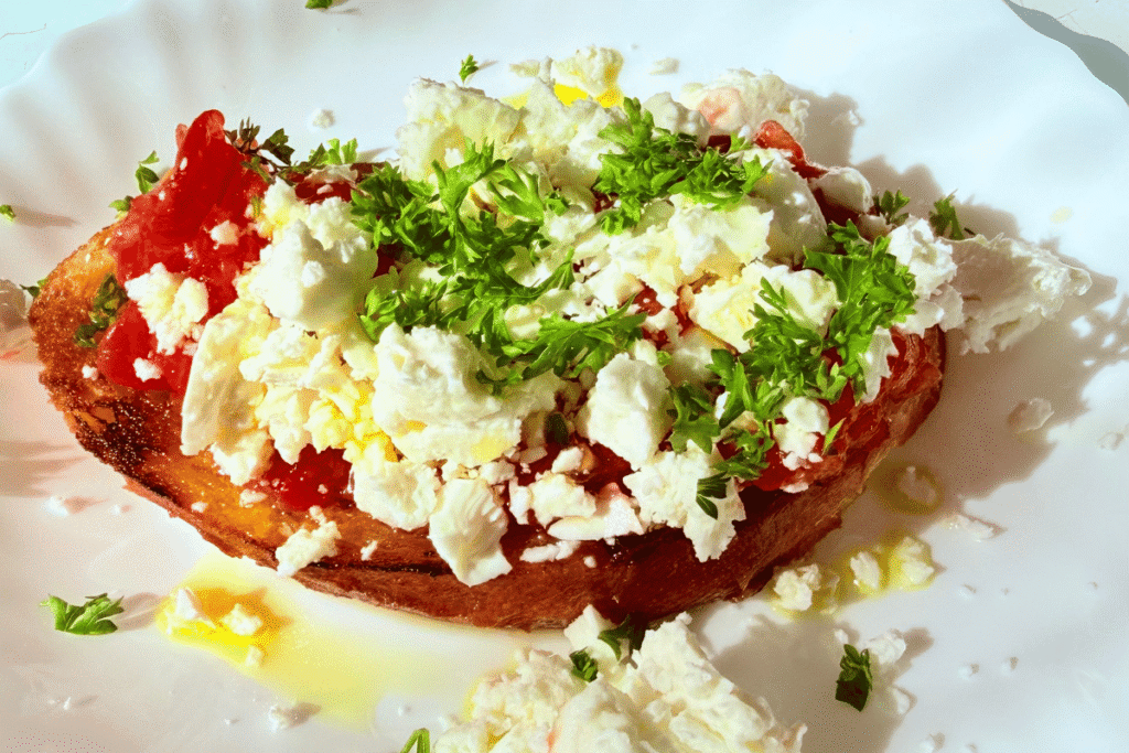 Bruschetta su feta ir pomidorais - Viduržemio jūros receptas